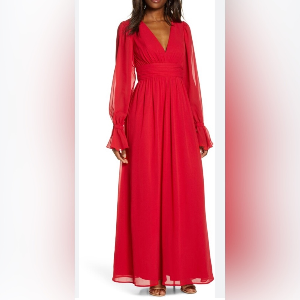 #157 Chi Chi London Yewande Dress size 4 NWT